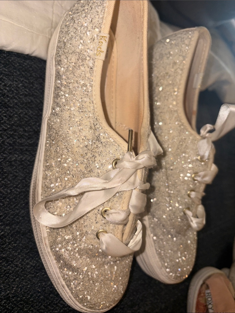 Keds Women's Glitter Low-Top Sneakers in Champagne